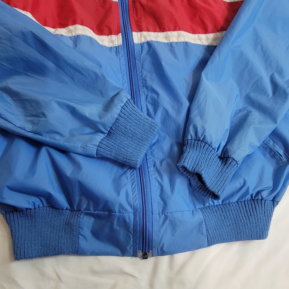 Bermuda windbreaker - Picture 9 of 9